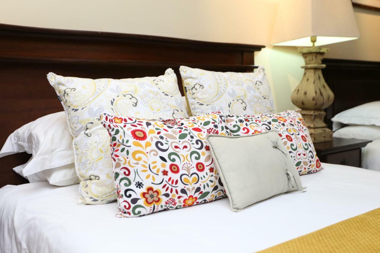 Shangri-La Manor (Adults Only) Hoekwil Ngoại thất bức ảnh