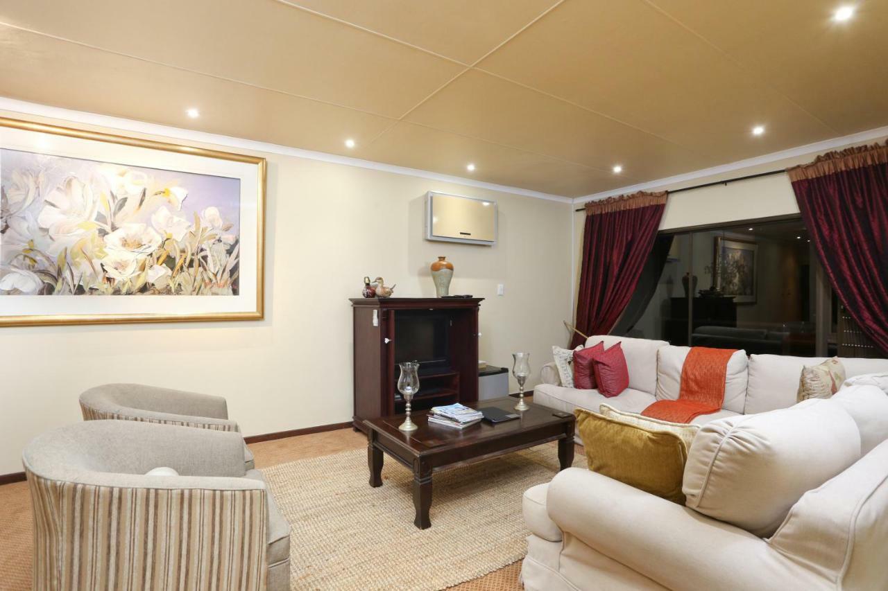 Shangri-La Manor (Adults Only) Hoekwil Ngoại thất bức ảnh